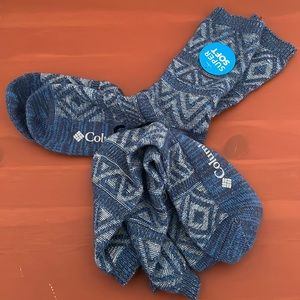 New Women's Columbia socks 2x